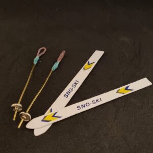Set: Ski mit Stöcken für Mini-Zwegli